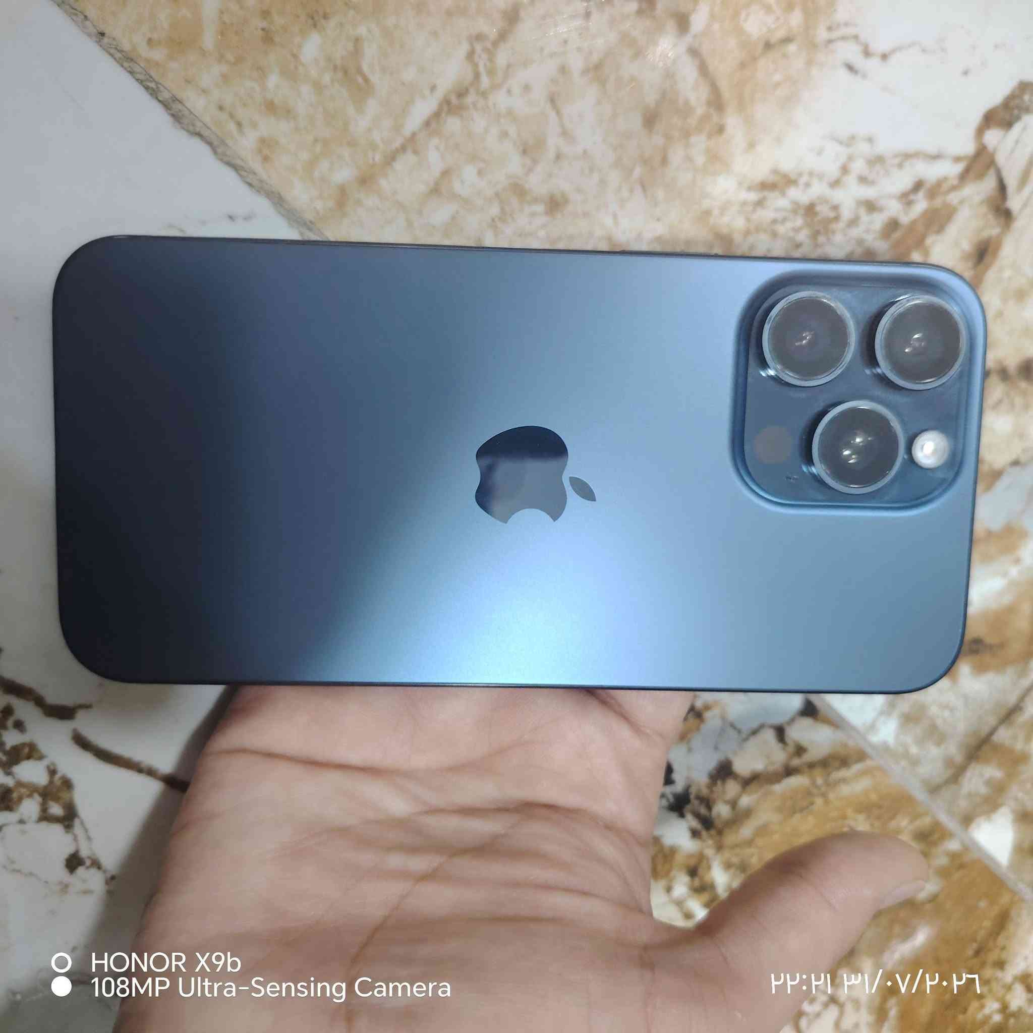 ايفون ١٥بروماكس ذاكره ٢٥٦ بطاريه ٨٣ دبل شريحه جهاز وتر مامفتوح نضافه ١٠٠ بدون كارتون السعر مليون ١٠٠ وبي مجال لتواصل ***********
