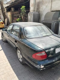 سياره كيه كلاريوس مديل 2000  البيع سعر 25  وبيها مجال تواصل عل رقم   0...