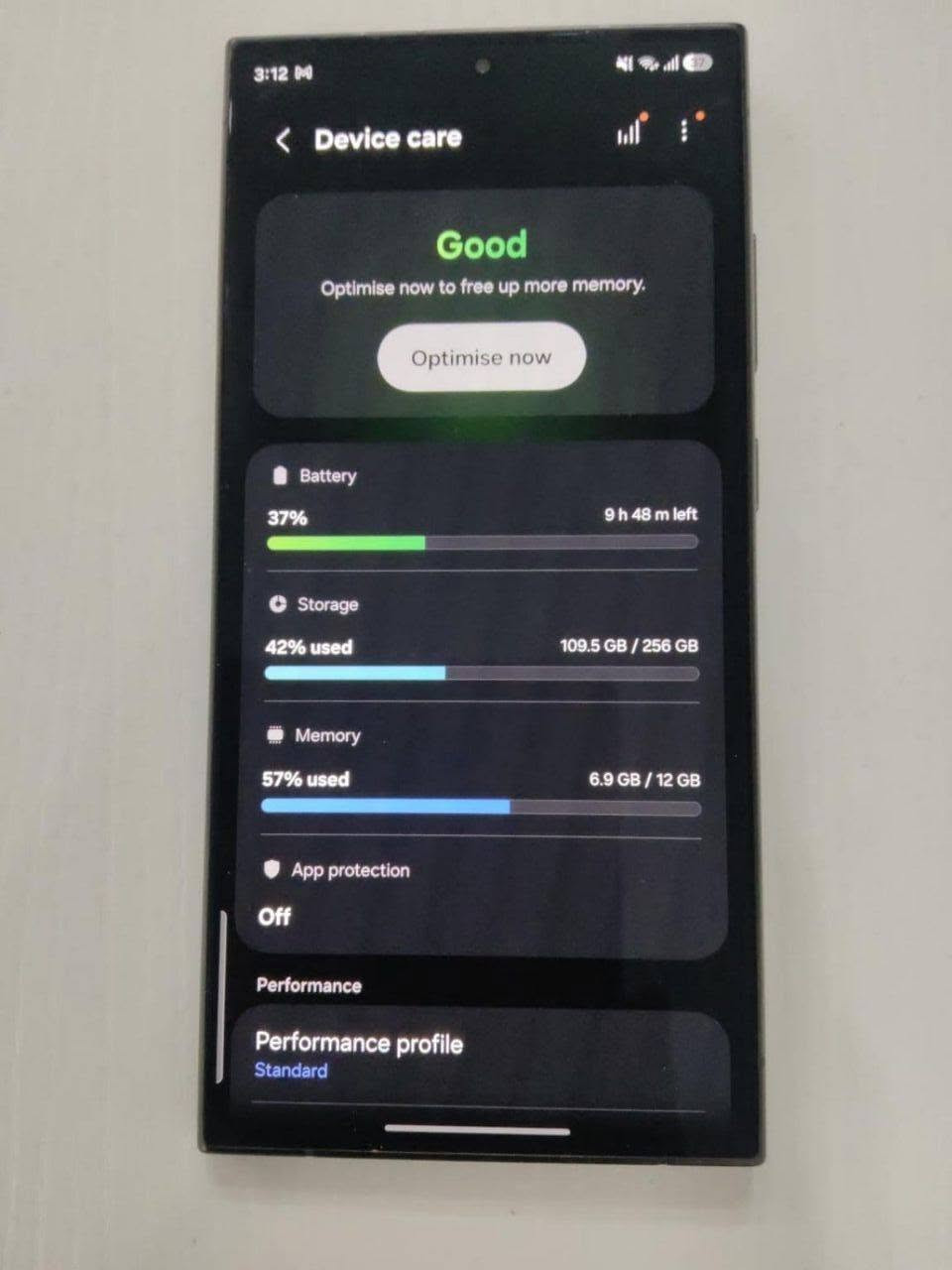📱Samsung s24 ultra
💰 السعر: 890,000 دينار 
✨ الجهاز نظيف جدًا جدًا وما بي أي مشكلة، وحالته ممتازة.

✅ غير مفتوح نهائيًا وما داخل صيانة
✅ الكارتونة موجودة
✅ الشاحن وجميع الملحقات الأصلية موجودة
✅ اللون: أسود 🖤
✅ يدعم شريحتين اتصال
✅ RAM: 12GB
✅ التخزين: 256GB

مكاني بغداد شارع فلسطين ، رقمي *********** .
الجهاز استخدام شخصي ومحافظ عليه وكأنه جهاز جديد ، واهلا وسهلا بالجميع 🤍

نص مكتوب في الصور:
- 3:12 M Device care Good Optimise now to free up more memory. Optimise now Battery 37% 9 h 48 m left Storage 42% used 109.5 GB / 256 GB Memory 57% used 6.9 GB / 12 GB App protection Off Performance Performance profile Standard
- 3:17 36 About phone S24 Ultra الخاص ب Abdallah Rename Product name Galaxy S24 Ultra Model name SM-S928B/DS Serial number R5CY82QA26J SIM 1 Phone number Network Asiacell IMEI 1 350515951527939 Available SIM IMEI 2 357447421527930 Status information Legal information Software information Al-generated content