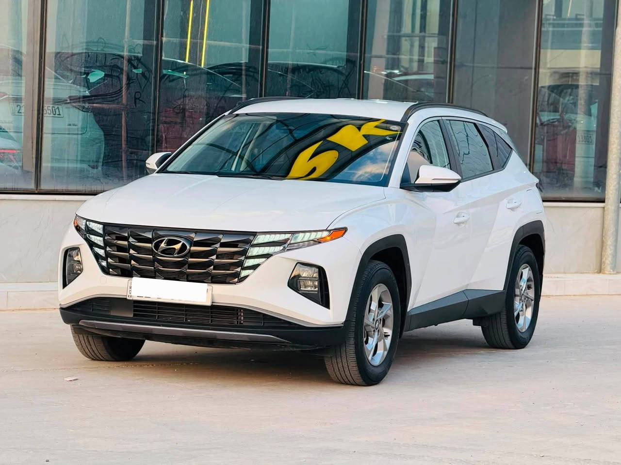 هیوندای تكسون 2023 السياره كلين كفاله عامه من صبغ او بارد
حجم المحرك : 2.5L (4.سلندر )
ملاحظه : بدون صبغ 
بصمة ابواب
بصمة تشغيل 
تشغيل عن بعد (𝐑𝐄𝐌𝐎𝐓𝐄 𝐒𝐓𝐀𝐑𝐓)
شاحن هاتف
كاميرا خلفي
هاند بريك بصمة
اوتو هولد (𝐀𝐔𝐓𝐎 𝐇𝐎𝐋𝐃)
اوتو ستارت (𝐀𝐔𝐓𝐎 𝐒𝐓𝐀𝐑𝐓)
اوتو ستوب (𝐀𝐔𝐓𝐎 𝐒𝐓𝐎𝐏)
رادار 360
رادار امامي (تحديد مسار)
رادار جانبي  (نقاط عمياء)
رادار خلفي (التحذير من الاصطدام)
حساسات 360
حساسات امامي
حساسات جانبي 
حساسات خلفي
نظام (𝐒𝐌𝐀𝐑𝐓)
نظام (𝐒𝐏𝐎𝐑𝐓)
نظام (𝐂𝐎𝐌𝐅𝐎𝐑)
نطام (𝐄𝐂𝐎)
نظام(𝐒𝐍𝐎𝐖)
كشنات هيتر  امامي 
تحكمات استيرن
تبريد مركزي 
صندوق شفط كهربائي 
لايتات (𝐋𝐄𝐃) لید عدسة زينون 
بكلايتات (𝐋𝐄𝐃) لید
 ويل كروم 

تفاصيل اكثر الاتصال علی رقم ***********
