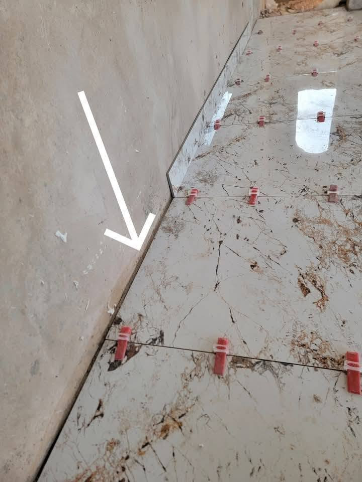 عمل السيراميك والبورسلين والمرمر  وتغليف الدرج   بطريقه حديثه و الادوات الحديثه واتعهدلك عله القطعه الوحده اذا بيه فراغ اخسرهه الك واذا اتريد فديوهات اثناء العمل موجوده او اتحب تزور موقع العمل ماكو مشكله
ملاحضه معه الاتزام في الموعد ما نعوفك اله نخلصك   اذا عجبك الشغل اتفضل خاص او اتصل عله الرقم
*********** وبي واتساب كذلك
