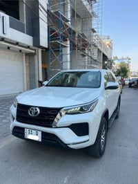 للبيع تويوتا فورچنر 2024 ساز وكالة رقم بغداد بأسمي محرك 2700 4 سلندر م...