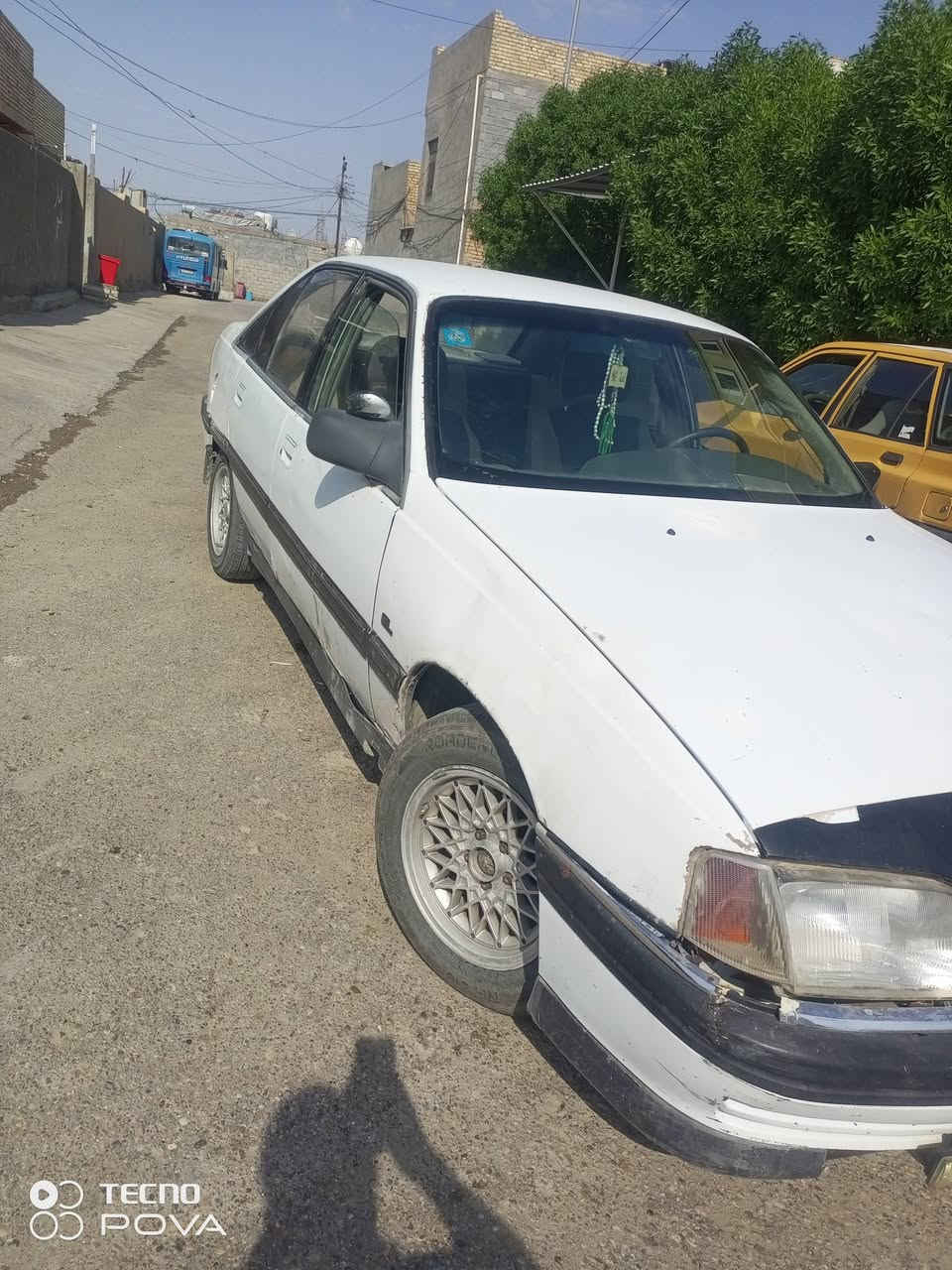 السلام عليكم
للبيع اوبل اوميكا موديل 1992 

سنويه لل 2030 تحويل مباشر
او مراوس حسب القناعه

سياره يرادلها دبلات خلفيه

والكشر واضح بالصور

ترايك وين متيد شغل وطلع

السعر 25 وبيها مجال قليل

هاتف ***********
