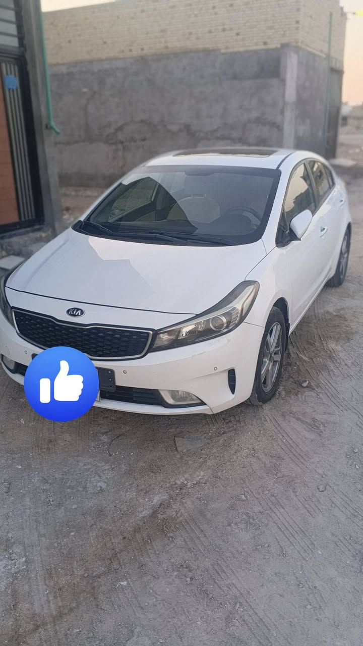 السلام عليكم
سيراتو ٢٠١٨ فول مواصفات كفاله من ضربه وصبغ

فقط بارد قليل كلش بجاملغ ايسر مكينه ٢٠٠٠ 

تبريد كير مكينه تخم تأثير جديد سياره كلها بلاد ما مفتوف برغي بيها سياره جاهزه السعر ١٣٠ وبيها مجال   مكانه البصره 

استفسار *********** اتصال فقط
