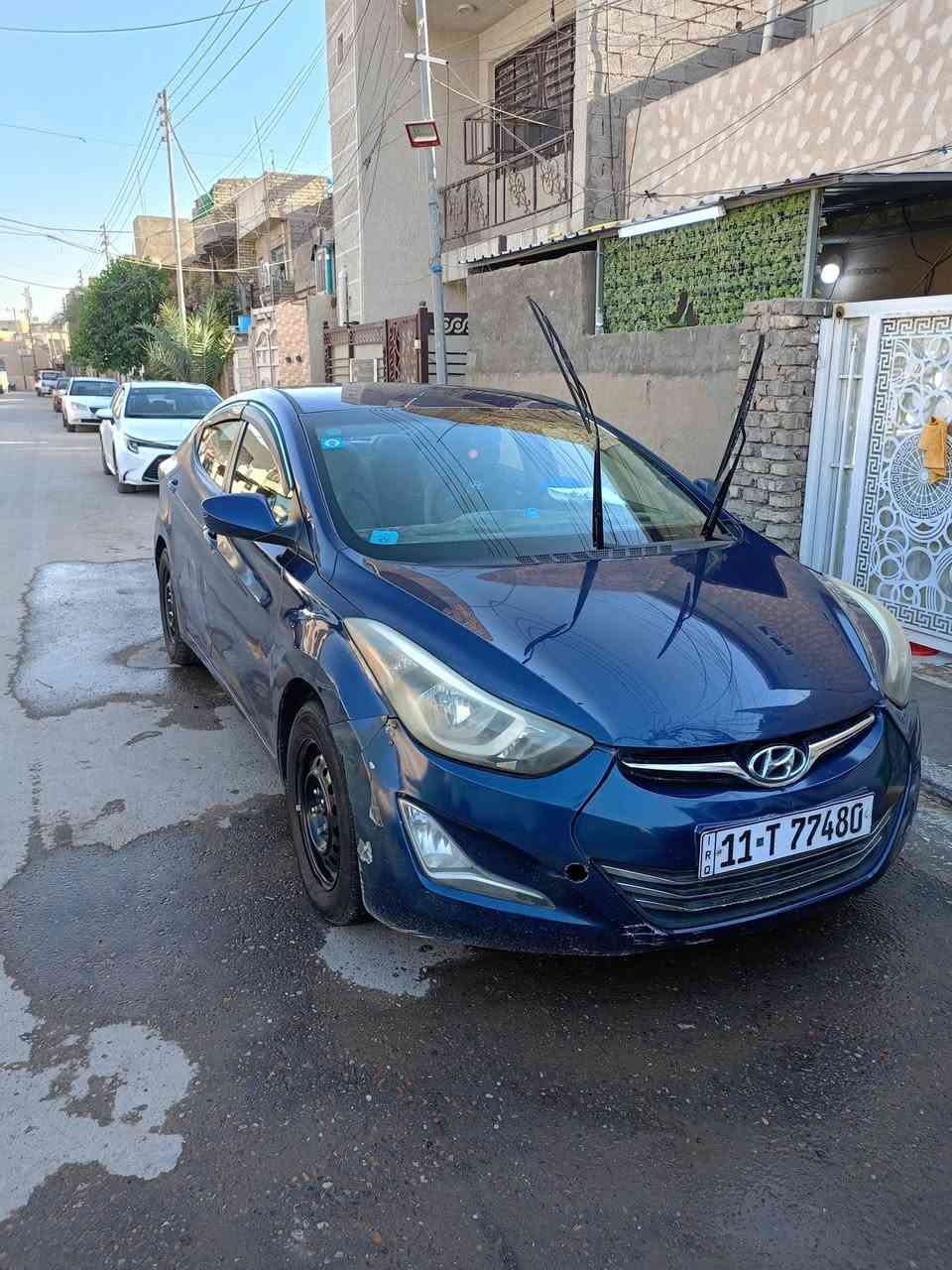 السلام عليكم
النترا موديل 2016  رقم بغداد انكليزي 
السياره حلوه 
مكبنه 1800 
حادثهة بامريكا جاملغ عكس السايق ومبدل 
سونارهة موجود بالمنشور 
السيارة ليبل واحد عده الجاملغ

السعر 95 وبيها مجال
للاستفسار ***********
