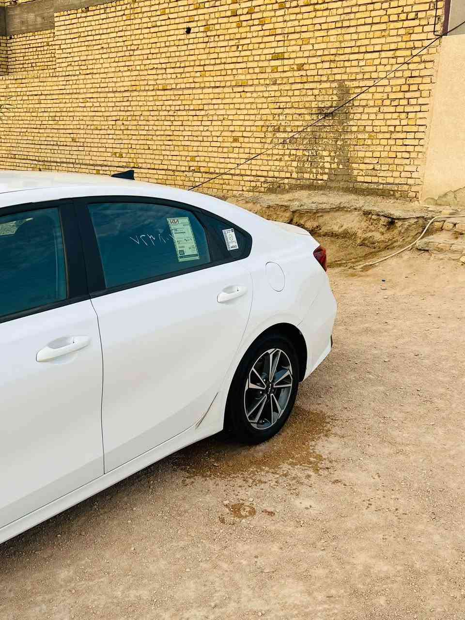 #يالله
السلام عليكم كيا فورتي مديل 2024 

مرقم قـادسـيه شـهداء 
سـياره مكفوله كفـاله عامه من كلشي 
جديده وجاهزه 

                                                                مـحـرك 2.0

مواصفات شاشه كأمره تحكم مقود 
جهتين ويل كب رادار أمـامي خلـفي 

السعـر 155 (بيع نقدا فقط) 

الـعنـوان سماوه رميثه 

الرقم أللاسـتفـسار ‭***********‬
