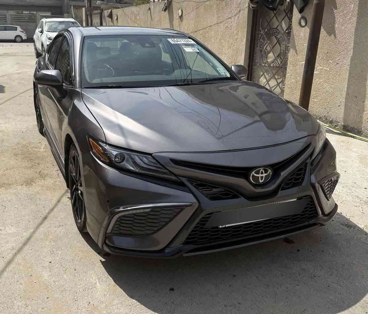 XSE تويوتا كامري امريكي موديل 2024 فئة  
رقم بغداد بأسمي
  ماشيه7 الف
اللون رصاصي 
.                   
 داخل رصاصي جلد 
 شفتات كير بالستيرن
لايت امامي خلفي زينون 
رادارات امامي وخلفي وجانبي
ويل 19 اسود بلاد 
مقاعد جلد + تدفئة
فول تحكم ستيرن + تدفئة
تحديد مسار وقياده ذاتيه بين الخطوط
 ثلاث وضعيات قياده 
 هندبريك بصمه 
بصمه تشغيل وبصمه ابواب 
جامات 4 اوتو 
 مرايه داخليه تعتيم + اشاره بالمرايات
تبريد قطعتين 
 شاحن تلفون واير ليس
 قاصة خزن
 شاشة حجم كبير لمس
حساسات خلفية 

الضرر  جاملغات الامامية مبدلة وحافة الباب مصبوغة    السونار مرفق
للاستفسار الأتصال على الرقم التالي 
‏‪***********‬‏ بغداد, العراق
