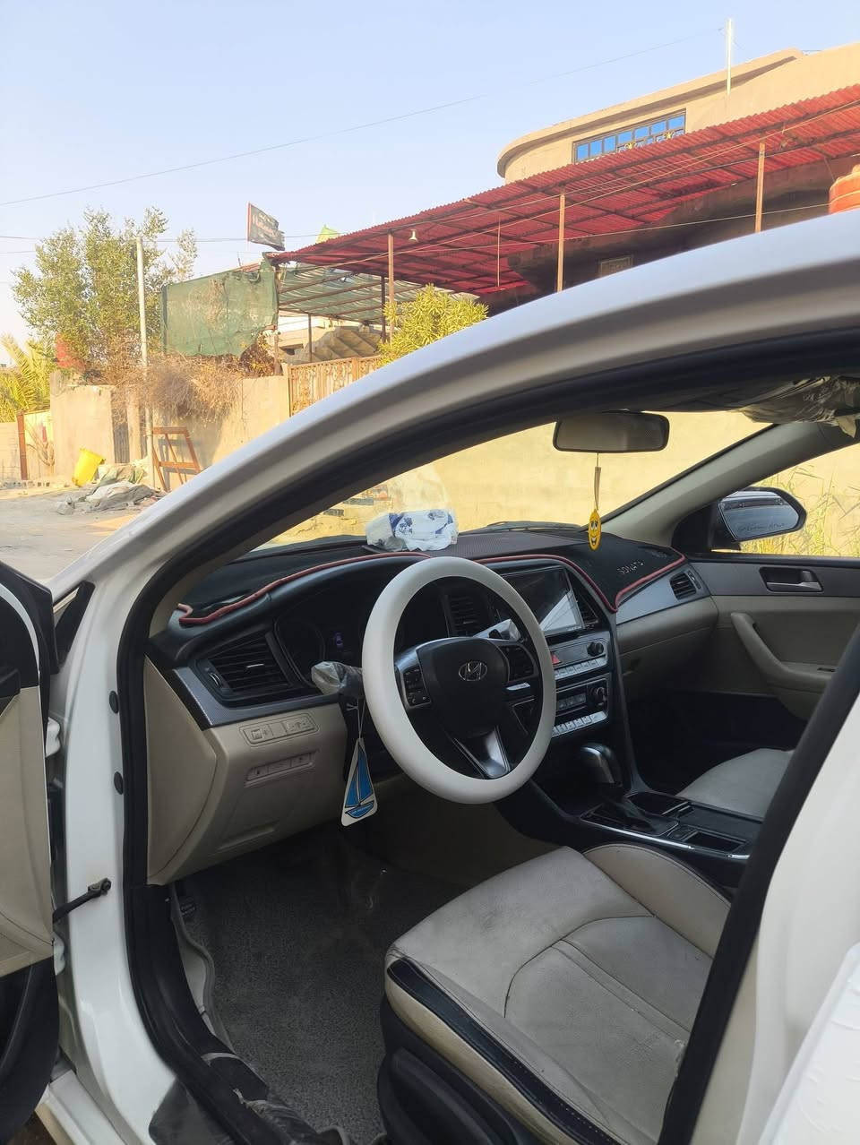 سلام عليكم سوناتا موديل 19 خليجي سياره نص فول مكينه 2400 سياره حلوه مال جناي ومحتاج واريد ابيع رقم أربيل سنويا منتهيه بيها قطعه وحده صبغ سعره 155 وبيها مجال رقمي *********** مكاني بصره
