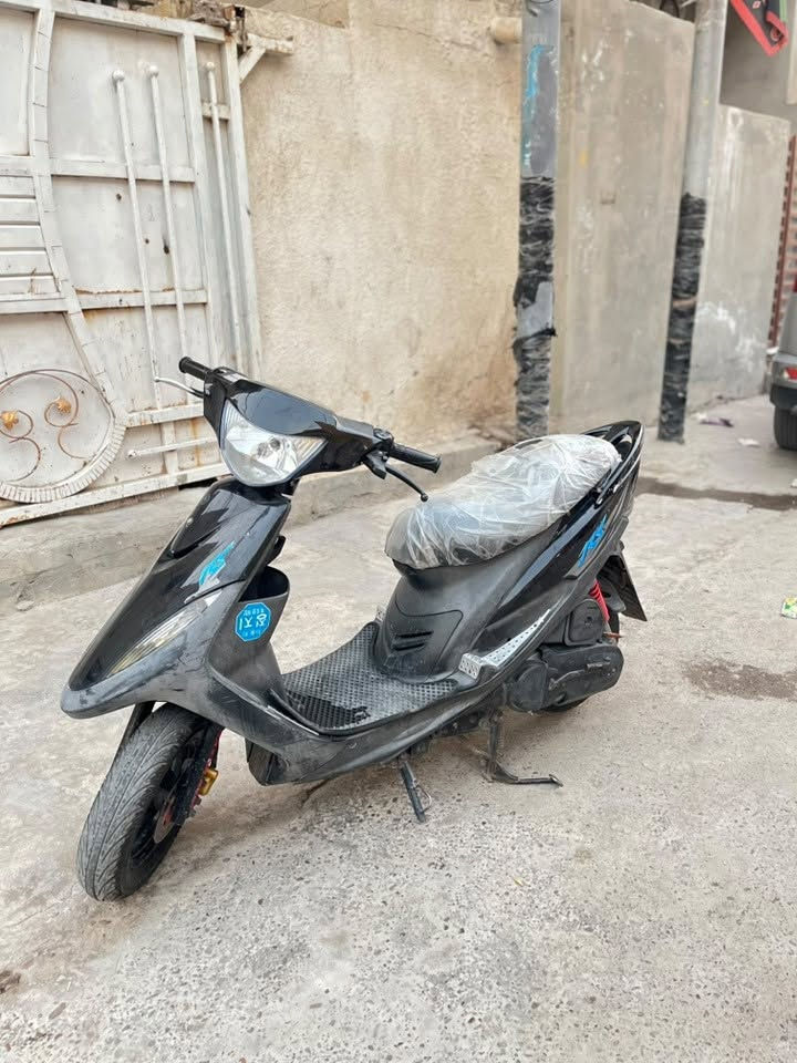 سلام عليكم عدلة للبيع دراجة بلاد سعر 825وبيهة مجال بسيط مكاني بغداد شهداء البياع ***********
