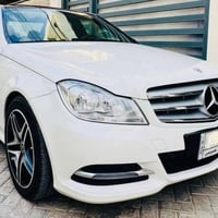 مرسيدس C300 ٢٠١٢ • مكينة ٣٠٠٠ • بانوراما