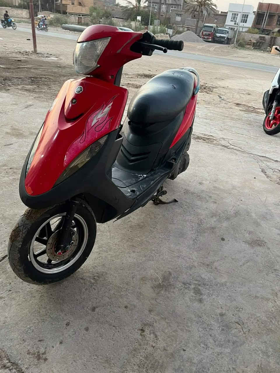 سلام عليكم ماكس عدله دراجه كلها شغاله نضيفه خير من الله بس كفرها شويه رايدله ترتيب سعر 450بيها مجال  مكاني بعقوبه مجسر المفرق ستفسار ***********

