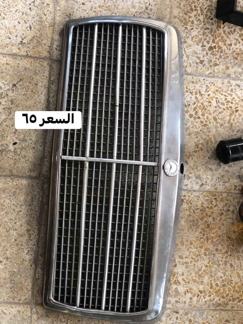 عراض مرسدس المكان الموصل التواصل واتساب*********** السعر بي مجال
