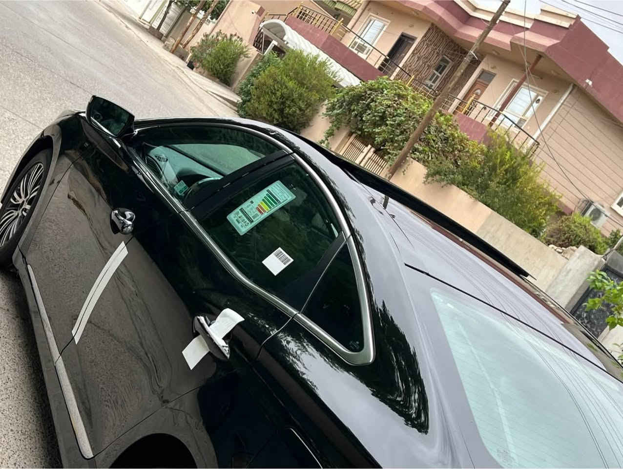 Hyundai Azera
موديل 2011 خليجي 
للبيع فقط بدون مراوس بدون اقساط 
محرك (6 سلندر ) مفتوح شرط لا صرف ولا بخار 
رقم اربيل دولي هزه سنويه جديد لل 2031 

مواصفات سياره
ويل كروم مرايات شفط بانوراما وترحيب ليد امامي حساس خلفي امامي بلاد تحكم ستيرن طرفين كوشنات جلد و كهربائي و هيتر  بلاد داخل لونين بلاد مسجل bluetooth + USB + Aux.. برده خلفيه كهرباء بلاد وبيبان خلفيه برده وكومه مواصفات بعد معروفه...
سياره صدر أمامي خلفي جديد كهربائيات كل شغال تبريد شغال تخم تايرات جديد 

صبغ :. نص باب سائق بدون دواخل شرط 
سعر...(92$) وبي مجال لطيبين 

رقم هاتف:.( *********** )
رقم هاتف:.( *********** )
عنوان:.كركوك 📍
