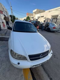 اوبل بزون • ٢٠٠٢ • محرّك ٢٢٠٠