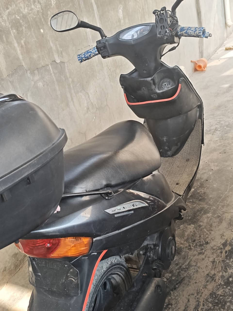 دراجة سازوكي 120 نقصها بريك خلفي وباتري والباقي كلشي شغال السعر 375 وبيها مجال للاستفسار الاتصال *********** مكاني فلوجة
