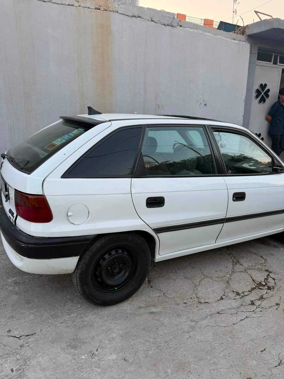 البيع  ***********
