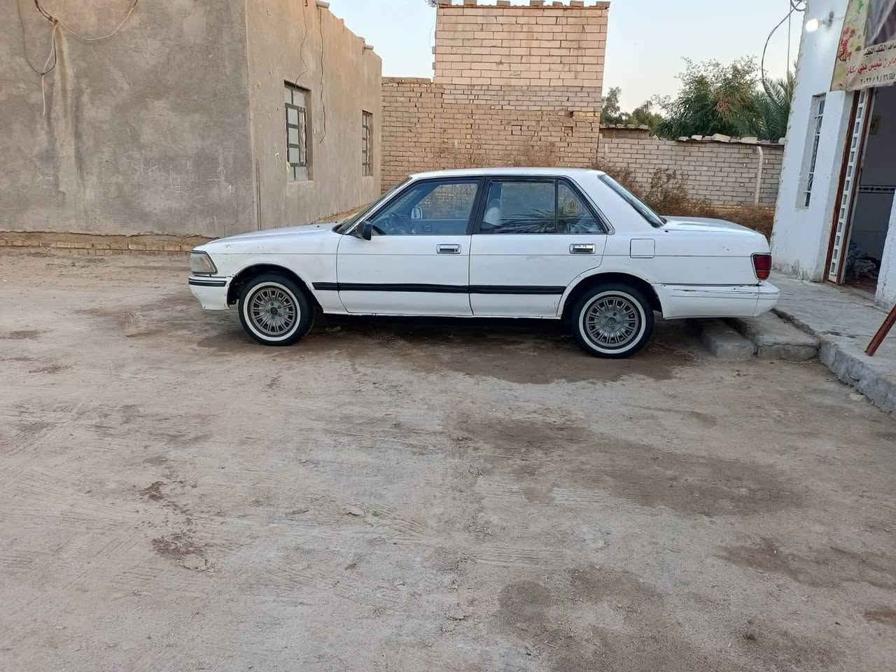 سلام عليكم
سيدان موديل 88
سعر 30
مكينه وكير نظاف
تخم تاير وحداديه 
كسن بي صوت
رقم ذي قار
مكان سياره ناصريه 
سوك شيوخ 
‏‪***********‬‏
