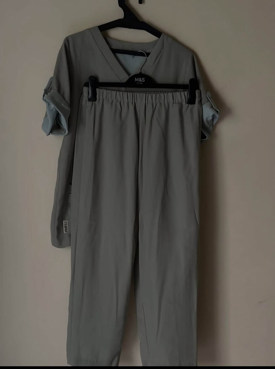 ماركات زارا وديور • سكراب طبي • توصيل مجاني ٣+