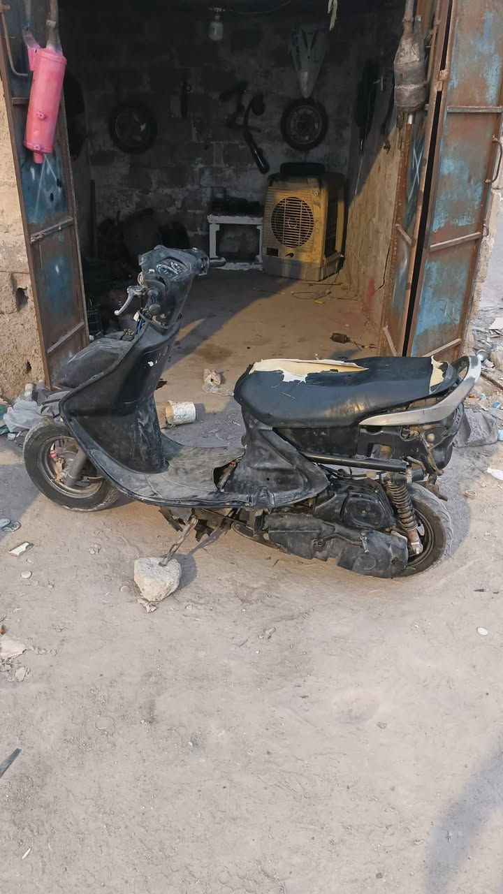 فراشه للبيع حلوه شغاله دكه وحده كابريته جديده كهرباءياته شغاله عوزه باتر سعره ١٥٠ الف رقمي ***********
