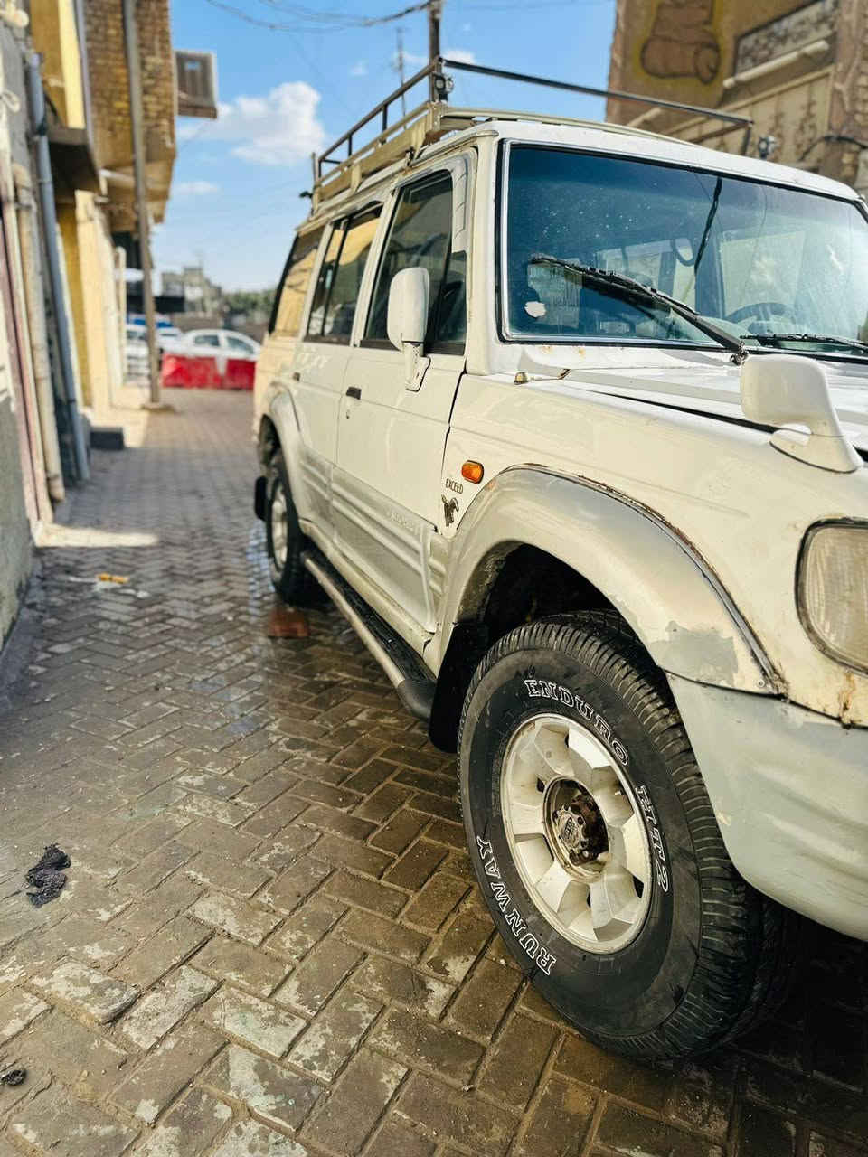 كالوبر ٢٠٠٢ كير ومكينة بلادي تخم تاير جديد بااسم بغداد مدينة الصدر السعر ٤٠ورقة وبيهة مجال رقم الهاتف *********** ابو عباس
