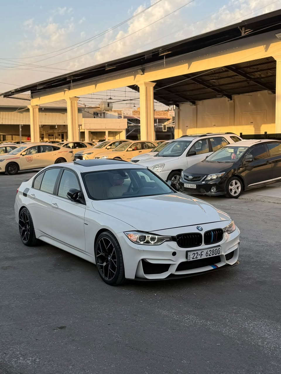 عةرةبي كردي
سلام عليكم اخواني عندي بي ام F30
سياره وارد امريكي  فول مواصفات موديل2017 حجم320i
محرك بيلاديه ٤سلندر حجم محرك2.0تيربو محرك ما مفتوح
سياره گير محرك تبريد شرط
بيها 1 قطعة نص 
بدون دواخل ارباگ بس ستیرن
سياره مابيها نواقص رقم اربيل 
تحويل شرط
سعر رايدها 145$مجال بسيط
مكان اربيل معرض 
واتساپ***********

F30 : 320
مۆدیل ۲٠۱۷ بۆیاغ یەک پارجەی هەیە لەگەڵ دوو بست بۆنیت بەڵام بێ داخلی ئەرباگ تەنها سوکان
سەیارەکە لەخوای بەزیاد بی دیناری مەسرەف تیدا نیە ۲٠٠کم رۆیشتیە مەکینە و گێڕ تەقە و رەقە هەمووی بەشەرت
سعری۱٤٥$ وەرقە مەجال
*********** واتساب📞
