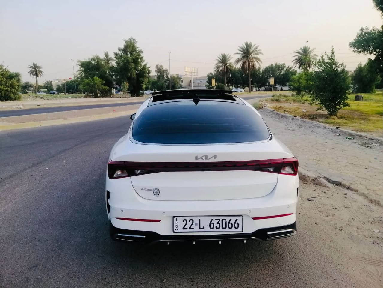 ‏ تحيه طيبه السلام عليكم ورحمة
كيا كي فايف (k5) 2022

الموديل 2022(خليجي ) .
المحرك : 2.000 . 4سلندر/
العداد70الف 

 المواصفات
فتحة سقف(بانوراما)
دخول ذكي(بصمة) +تشغيل عن بعد
شاشة اصلية +كاميرا +حساسات
المصابيح الامامية زنون+LED
المصابيح الخلفية LED
مقاعد تدفئة تبريد
مقاعد جلد+كهرباء
سايد بريك بصمة
اوتو هولد
محدد سرعة
فول تحكم ستيرن
درايف مود
مري كهرباء
 المواصفات المعروفه خليجي
رقم اربيل جديد تحويل ثاني يوم
‏السعر  خاص
اي اسفستار رقم صاحب السياره
***********
