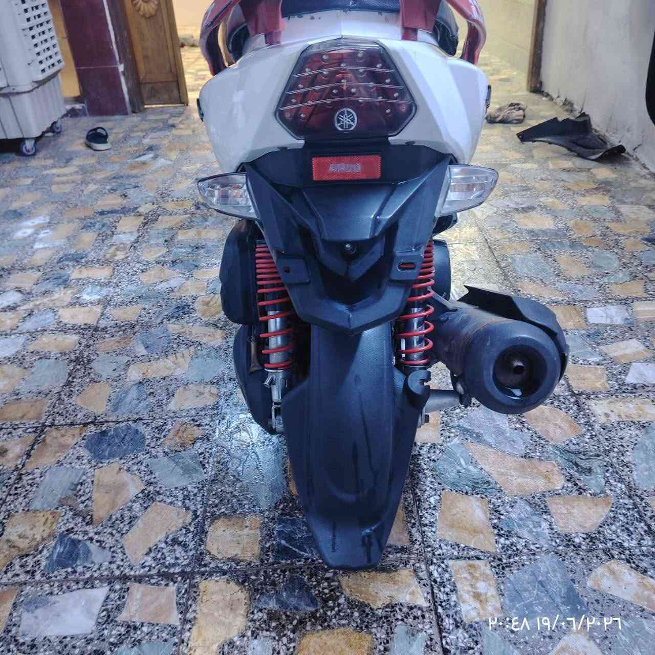 مرخصت ابو الكروب دراجه جيتي ار حلوه وا نضيفها مكينه مجفته اوت البارحه جفتها 650 وا بيها مجال مكاني بغداد البلديات ***********
