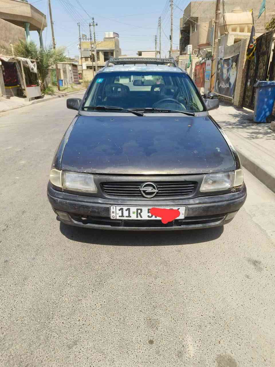 السلام عليكم اوبل استره للبيع موديل 96 محرك 1600كير عادي رقم بغداد انكليزي ابسمي السياره السعر 30 وبيها مجال بسيط العنوان بغداد مدينه الصدر للاتصال ***********
