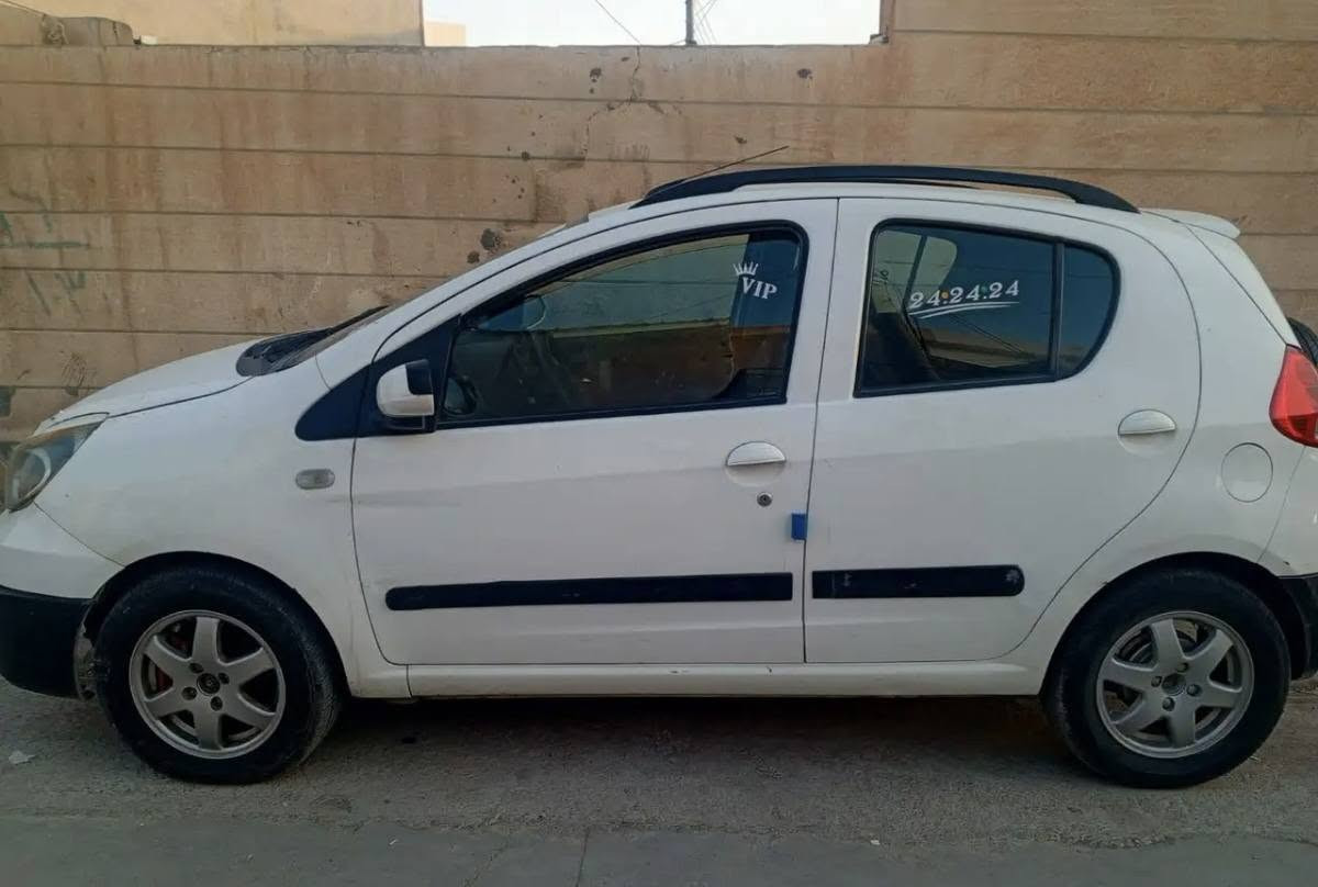 🚗 فرۆشتنی خێرا – Geely Panda 2014

💰 نرخ: 45

ماشاءالله، سەیارەکە زۆر پاک و خاوێنە و ئامادەی بەکارهێنانە.

زانیاری سەیارە:
✅ ماکینە زۆر باش و تاقیکراوە.
✅ گێر باشە، تەنها لە گواستنەوەی گێری 2 بۆ 3 تۆزێک هاف دەکات.

عەیبەکان (بە ڕاستگۆیی):

- بۆنیتی سەیارەکە سبوغە.
- پێش و پشتی سەیارە کەپسە.
- تۆزێک قەڵب لە قاپۆق هەیە.
- 5 وەرەقە غەرامەی لەسەرە، دوای مامەڵە چارەسەر دەکرێت.

⚠️ تکایە تەنها مشتەری ڕاستەقینە پەیوەندی بکات.

📲 تەنها لە WhatsApp نامە بنێرن، تکایە تەلەفۆن و نامە  تەنها لە وەتسئاپ وەڵام دەدەمەوە.

📞 WhatsApp: *********** أربيل, العراق
