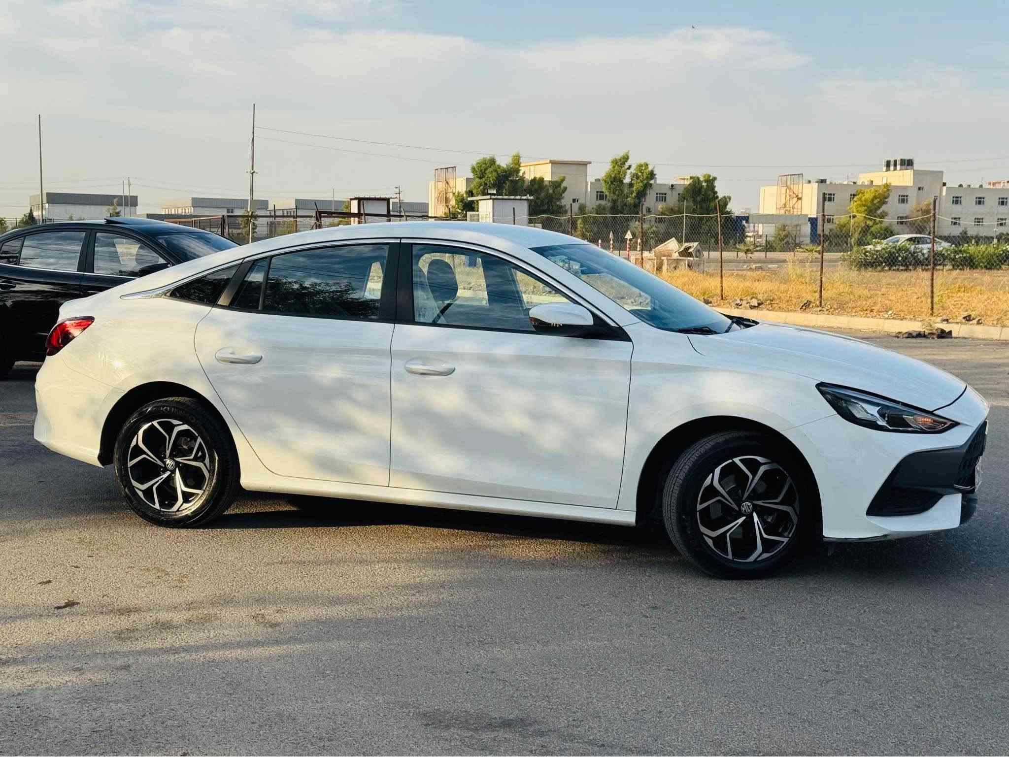 MG GT 2025
Engine: V4 1.5L 

❕کێر عـــــادی 

❗رقم جاهیز 

❕30 هزار روشتووە 

❗کلین تایتل , بێ بویاغە 💎 

❕دەعامی بۆ دەعامی بە شەرت 💯

❗سپی , شاشە گەورە, کامیرە, حەساس , ویلکەب , تحدید سرعە  ....

🔥نرخ 98 وەرقە🔥

📍شوێن هەولێر 
~~~~~~~~~~
***********
~~~~~~~``~~~ أربيل, العراق
