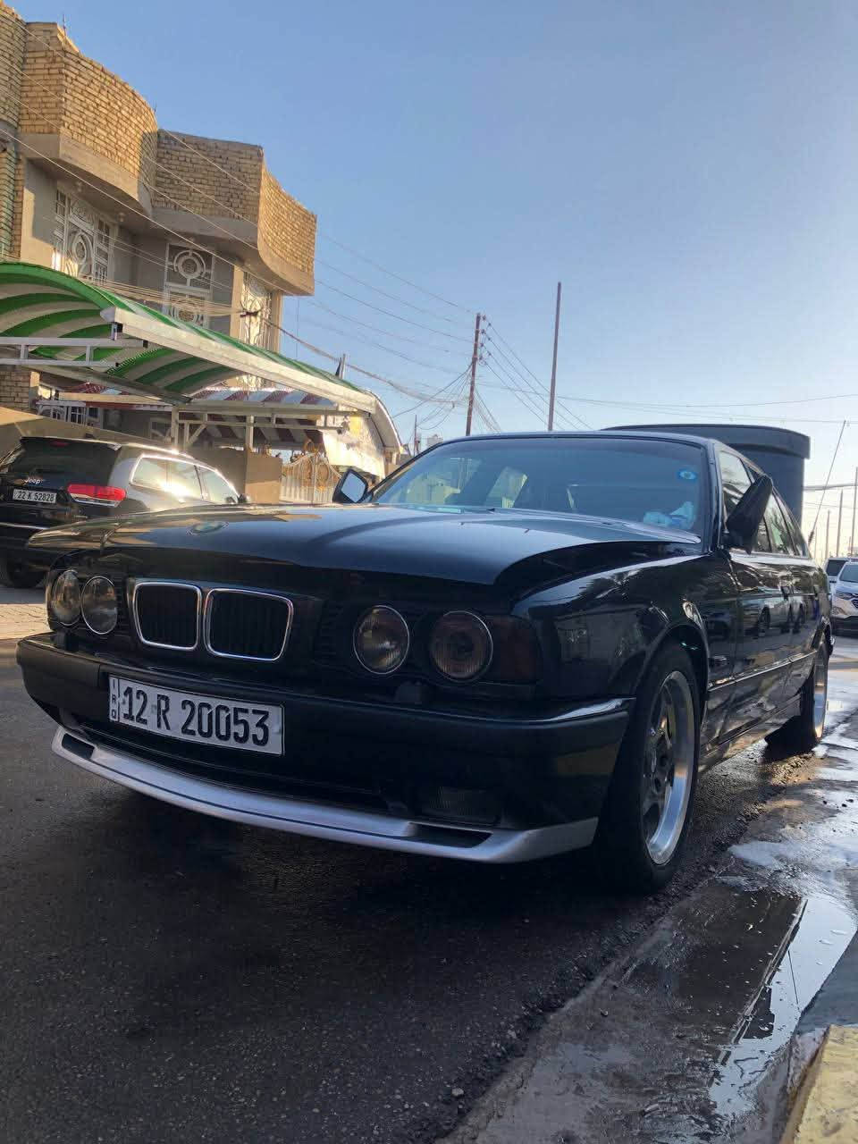 540 اصل للبيع فقط موديل 93  المان
سياره جاهزه من كلشي مكفوله صبغ جماليه فقط 
للاستفسار ***********
