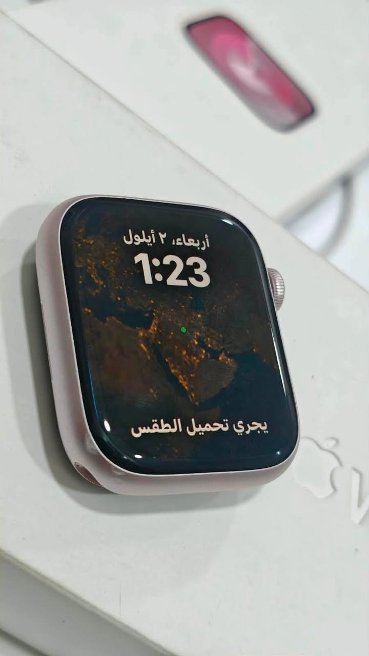 السلام عليكم ..
Apple Watch Series 9 45 mm GPS

ابل واتش جيل تاسع , حجم الشاشه ٤٥ وجي بي اس

الساعه ما شاء الله تلمع مثل ما موضحه بالصور

البطاريه ٩٤٪؜ بلادي ما مبدل بيها شي

الملحقات كامله كارتون وشاحنه وسير وحتى الكتلوگ موجود 

يعني جديده كلش

بيها هذا الفطر بالظهر لا مأثر على حساس ولا شي فقط فطر

الذاكرة : 64 كيكا

السعر : ٢٩٠ الف 

للاستفسار :

***********
