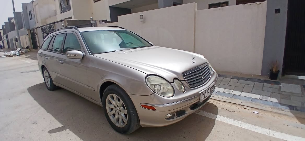 مرسيدس ام عيون ستيشن موديل2005 200E محرك اربعة سلندر محرك جديد بسمي رقم بغداد جديد دولي هزه جديده غرفة جديده نقص فقط تبريد مصبوغه عام لجماليةفقط السعر مناسب تم تنزيل السعر 85 قفل رقمي متوفروتساب فقط***********متواجد فقط على وتساب مكاني النجف الاشرف
