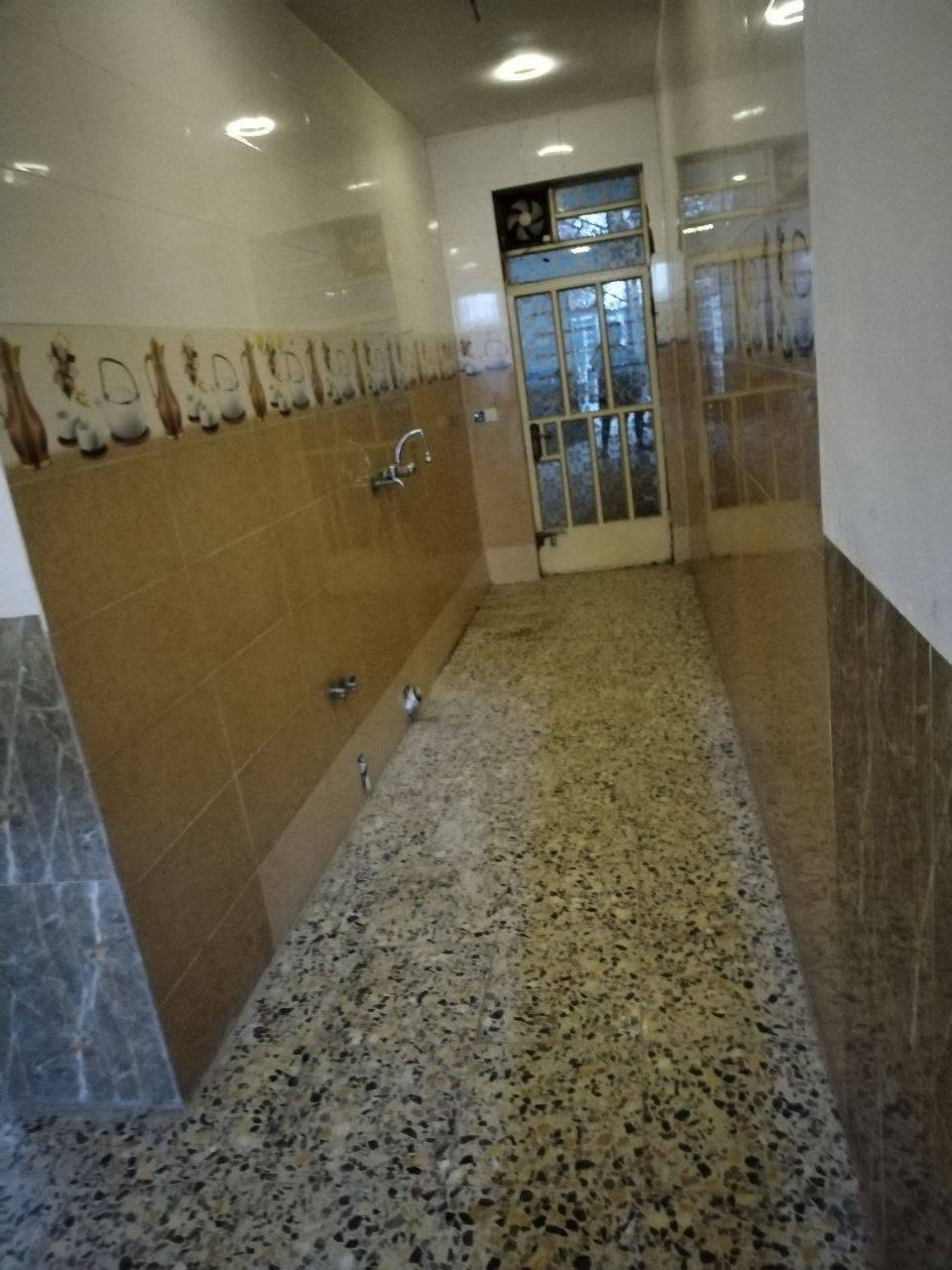 سلام عليكم بيت طابق ثاني للايجار يحتوي علئ غرفة نوم + صاله + استقبال + مطبخ + صحيات + صطح كبير ودرج معزول العنوان الزعفرانيه الشهداء مقابل مدرسة الرواد الاهليه الابتدائيه للتواصل
***********
سلام عليكم بيت طابق ثاني للايجار يحتوي علئ غرفة نوم + صاله + استقبال + مطبخ + صحيات + صطح كبير ودرج معزول العنوان الزعفرانيه الشهداء مقابل مدرسة الرواد الاهليه الابتدائيه للتواصل
