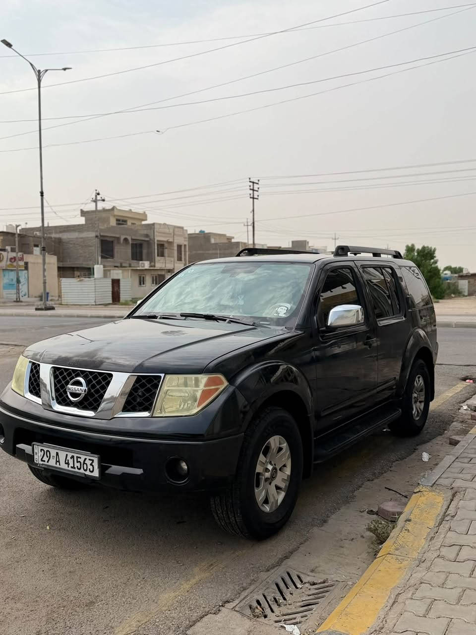 نيسان باتفندر للبيع خليجيه
رقم واسط بأسمي رقم دولي سياره جاهزه نقص برغي مابيها
حداديه تخم تاير جاهزه 
7 راكب عنوان واسط كوت داموك 
***********
***********
