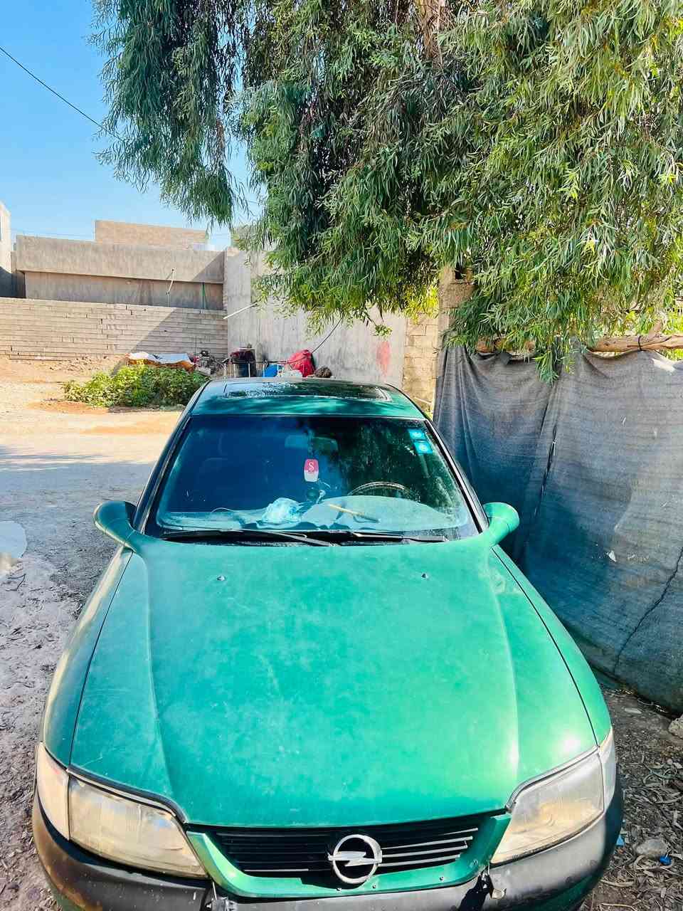سلام عليكم
البيع 
أوبل فكترا 
موديل 1997
كير وتو 
محرك وكير 
شرط 
صدر نص عمر 
تخم اطارات جديد  
رقم صلاح الدين شرط التحويل وغرامات 
الرقم إنكليزي تحويل ثاني يوم 
ال سنويه ال 31
تبريد يحتاج صيانه 
مكان السياره صلاح الدين تكريت 
اللاستفسار الاتصال ***********
