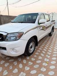 هايلوكس ٢٠٠٦ • مكفولة • شاصي ١٩
