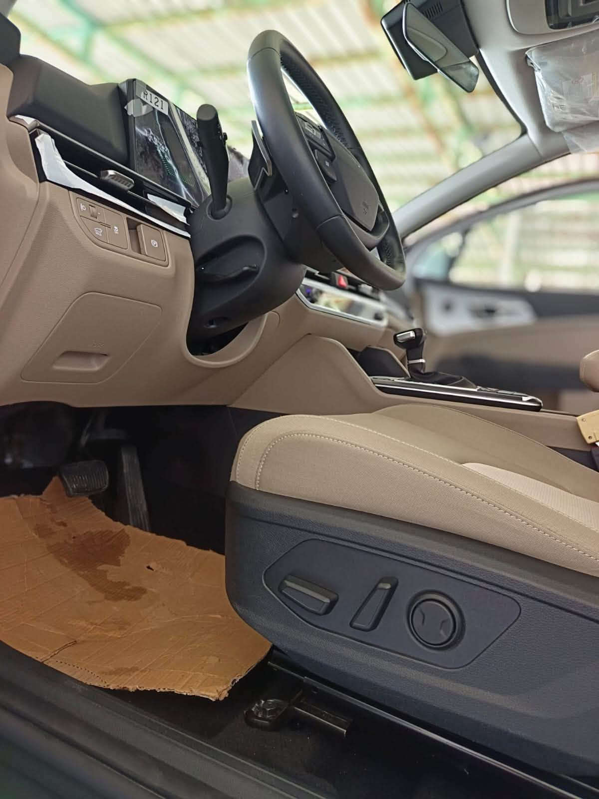 السلام عليكم ورحمة الله وبركاته 🌹
🚘 للبيع كيا سبورتاج خليجي موديل 2026

✨ فول مواصفات ومميزات راقية

🔹 بصمة أبواب
🔹 بصمة تشغيل
🔹 دخول ذكي
🔹 بانوراما
🔹 كراسي كهرباء
🔹 كراسي تدفئة
🔹 صندوق كهرباء
🔹 هندبريك بصمة
🔹 تبريد قطعتين
🔹 فدكيشن
🔹 تشغيل عن بُعد
🔹 شاشة متصلة
🔹 لايت تحكم كهرباء
🔹 ويل 19
🔹 بردة خلفية
🔹 محرك دوش
🔹 ماشية 5 آلاف كم فقط

📋 المعلومات:
🇰🇷 خليجي
🔢 رقم أربيل
✅ تحويل مباشر
🛡️ سيارة نظيفة
📍 العنوان: الرمادي – مركز المدينة

📞 للاستفسار والاتصال:
***********

🔥 اتصل ودلل، حياكم الله 🔥
