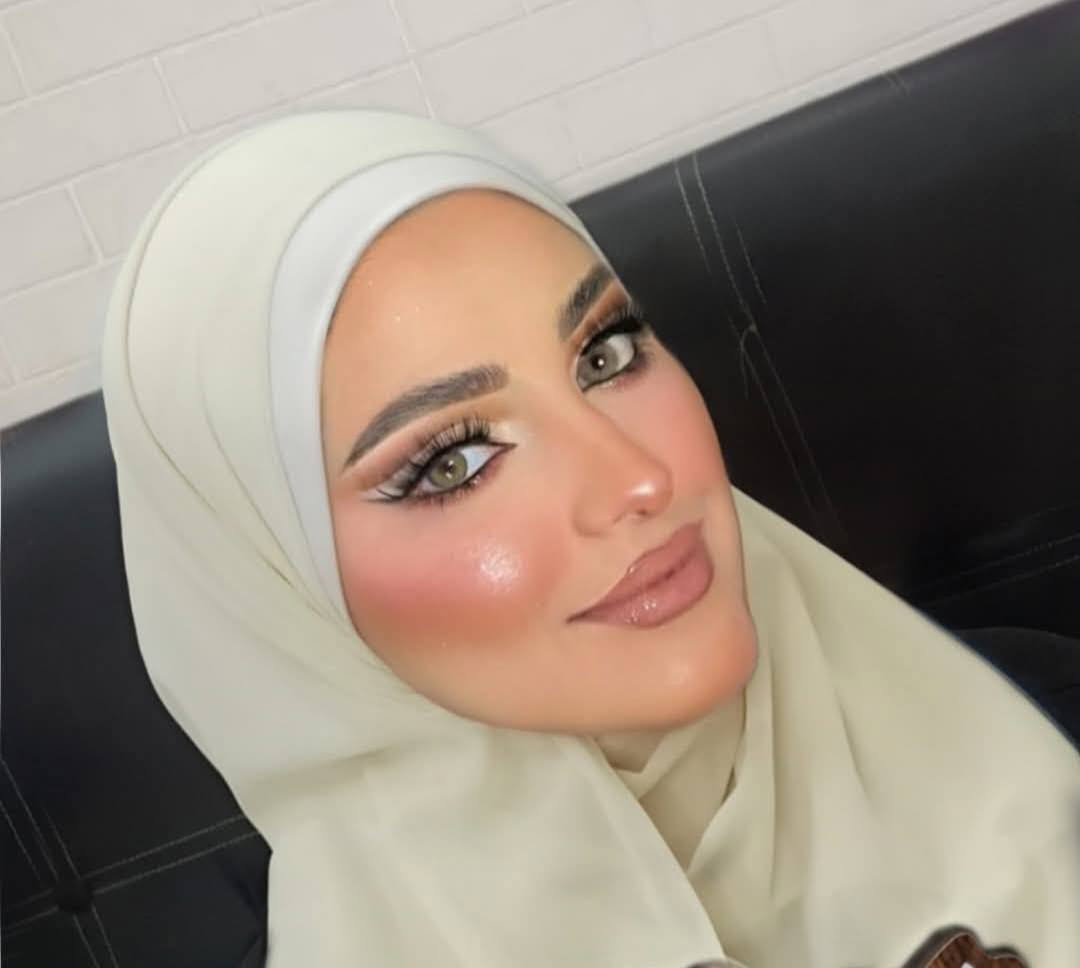 اقوى العروض
من صالون كوكي الشام

نص مكتوب في الصور:
- كوكى الشام مكياج تسريحات عرائس بدكير منكير تنظيف بشرة اظافر اكرلك رموش دائمة صبغ قص شسوار ***********
- ٢٠:٥٨ ٢٠٢٦/٠٥/٠١
- OO TECNO SPARK 10