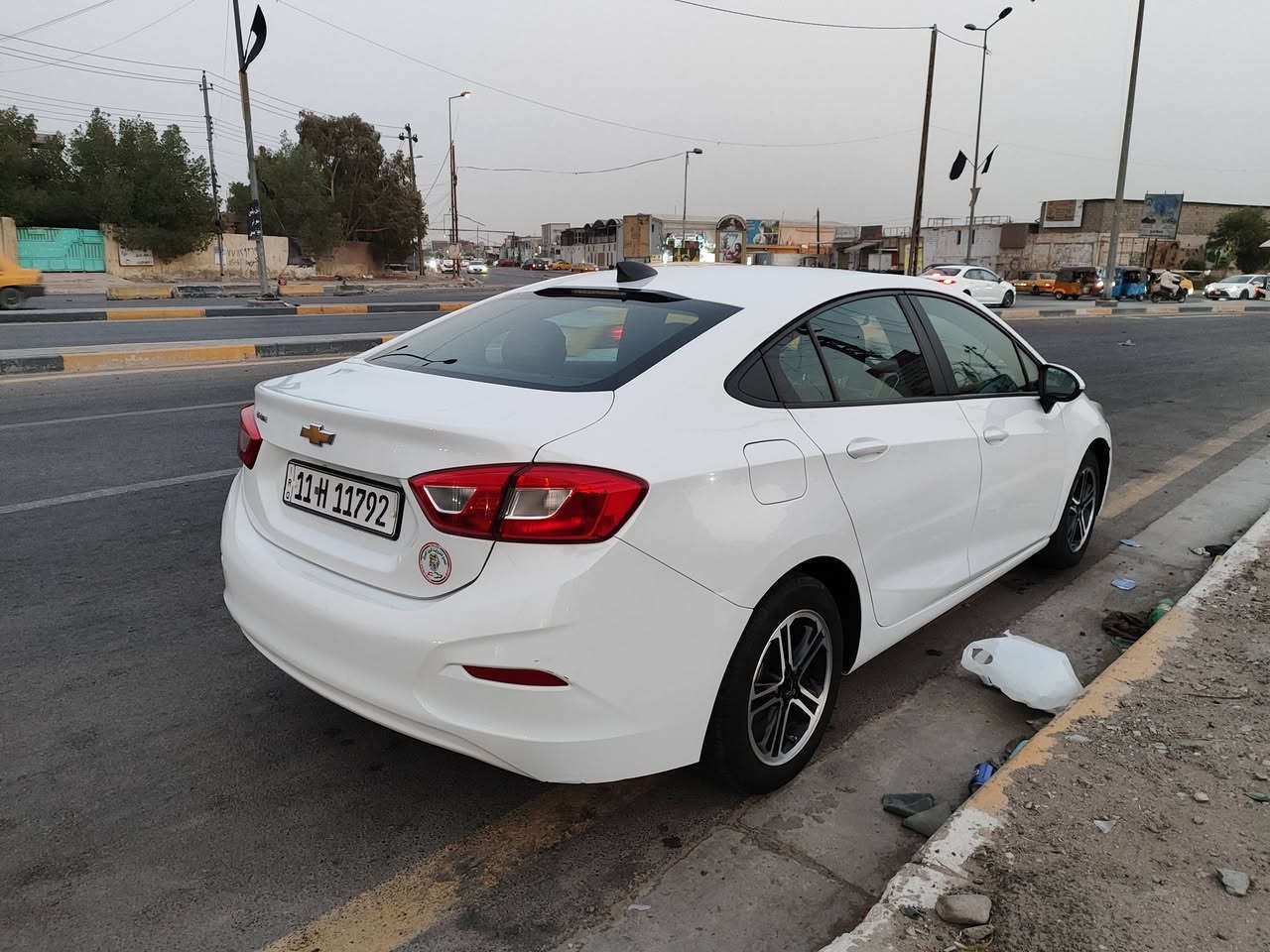 السلام عليكم
للبيع كروز 2018 رقم بغداد بأسمي 

محرك 1400 

كير at

ويل كب وتخم تاير جديد نكسن

شاشه كبيره ابل كاربلي واندرويد اوتو

تبريد ثلاجه تدفئه شغاله

كير مكينه كهربائيات كفاله 

اي نقص مابيها جاهزه من كل النواحي 

حادثها سطحي ايرباك سليم شواصي سليمه 

جاملغين اماميات وبنيد صبغ 

وبيها طخه مال تكتك بالباب الخلفي ممصلحه

السعر 87 وبيها مجال

مكاني بغداد حي الحسين
***********
