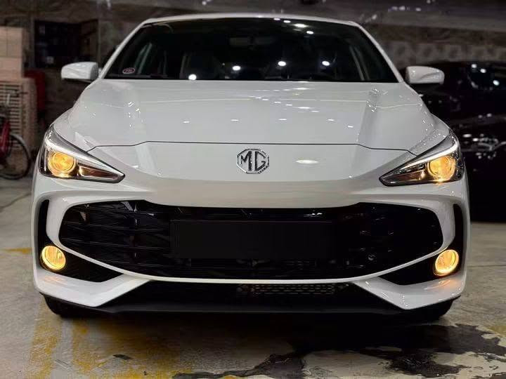 🚘✨ MG 3 | موديل 2026 ✨🚘
🔥 السعر: 15,700,000 دينار عراقي فقط

والعرض ما يوقف هنا… 🎁💵
جوائز نقدية للجميع!

استمتع بتصميم عصري، مواصفات متكاملة، واقتصادية تناسب احتياجاتك اليومية.

⏳ عرض لفترة محدودة — لا تفوّت الفرصة!

📍 بغداد البياع شركة MG 
📞 للاستفسار والحجز ***********
