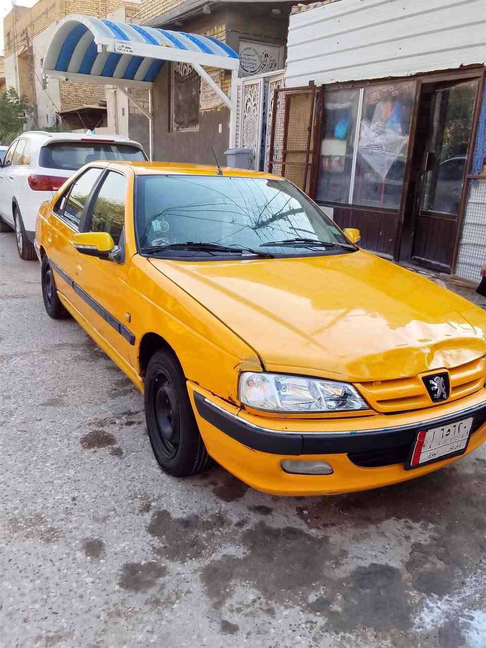 سلام عليكم  للبيع 

 بيجو 2018 سياره جهازه وحلوه 
كير مكينه  تبريد حداديه نص عمر مكفول  من الضربه  سياره مكانه ناصريه  مركز مداور ثاني يوم رقم سياره ذي قار السعر 35وبيه مجال 
***********
