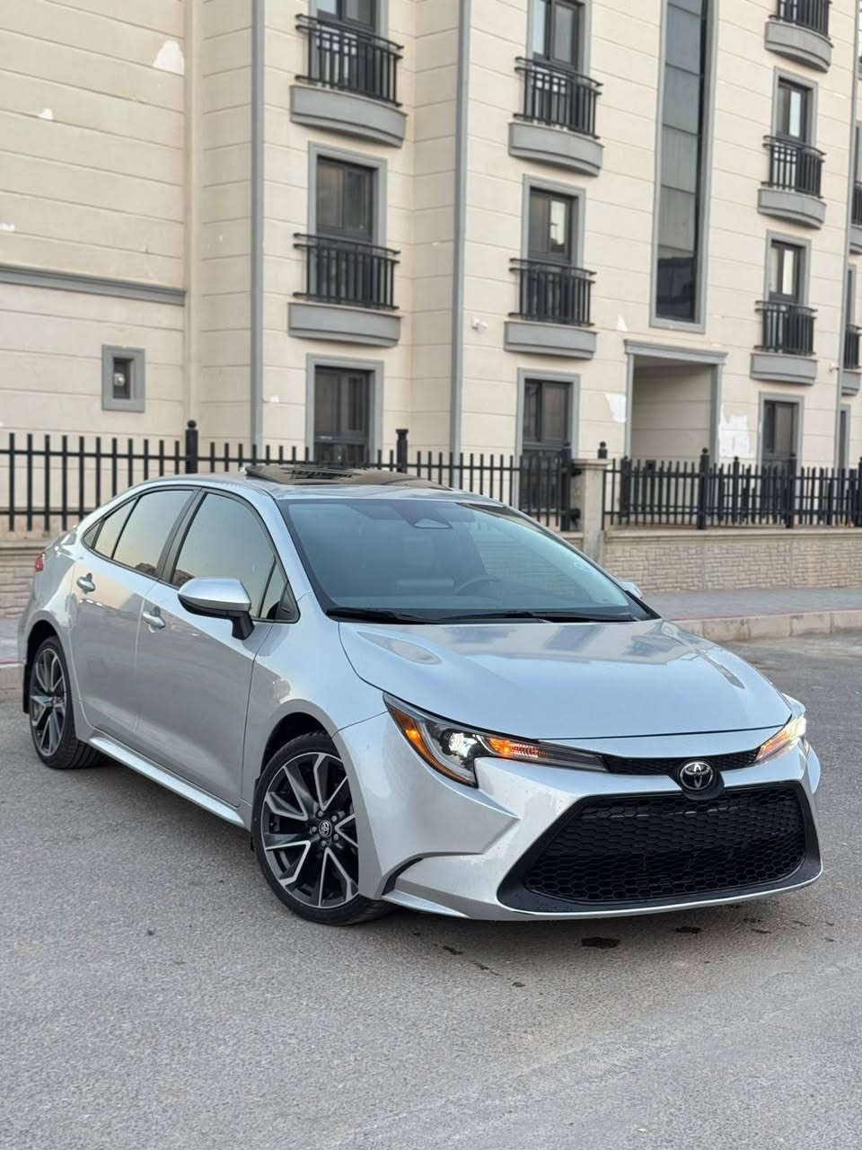 toyota crolla ***********
مواديل 2024 
مواصفات LE محسن 
( به سمه ، سلايت ، مؤبايل شه حن ، كوشين هيته ر ، شاشه گه وره ، ويل سپؤرت ، بريك به سمه ، ٥ رادار ) ته نها يه ك پارچه سبوغ بي داخلى. ٣ مانگ كاتى له گه له و ٢٠ هه زار رؤشتييه*********** أربيل, العراق
