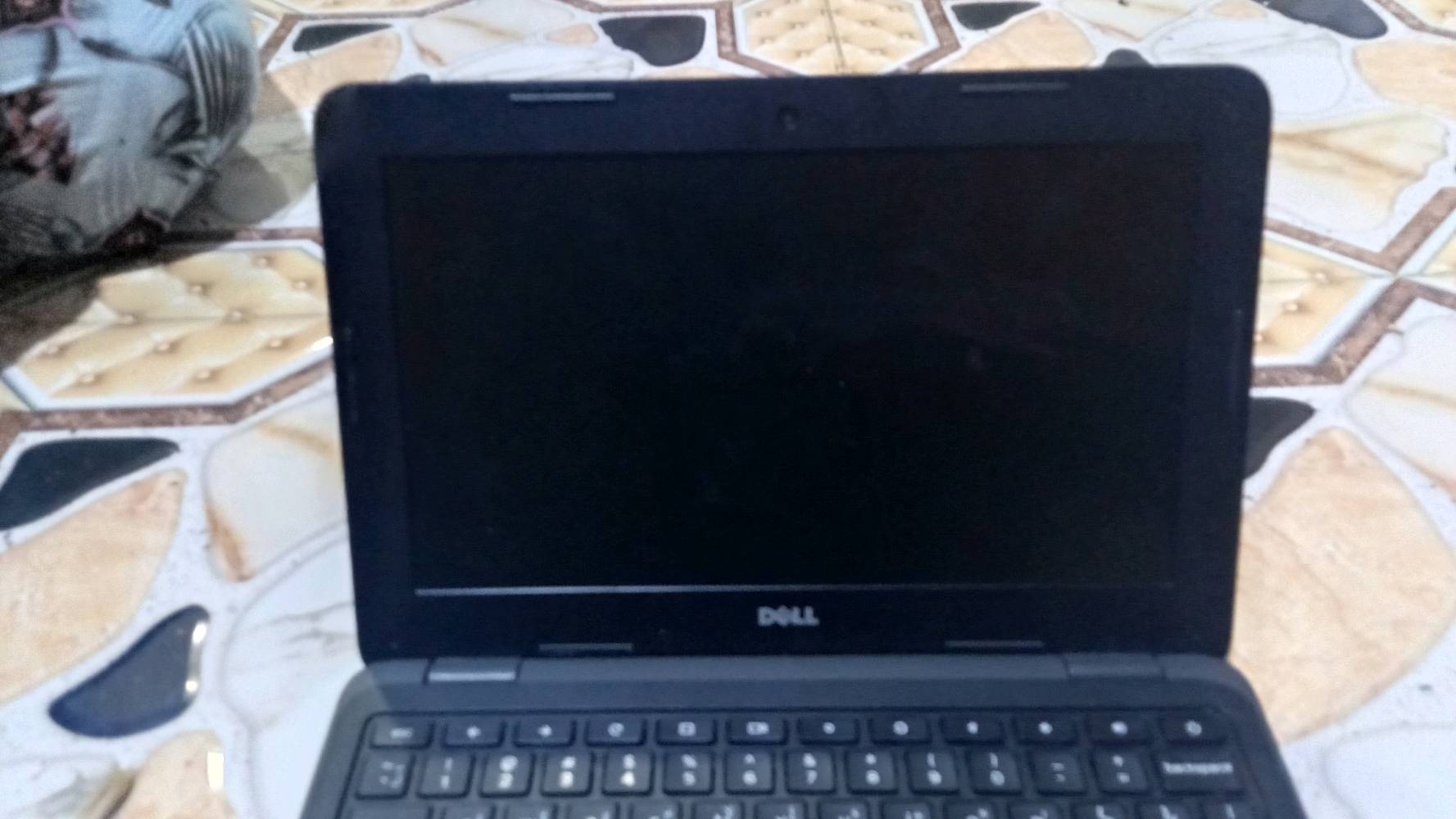 لبتوب للبيع السعر 270DELLالرقم ***********