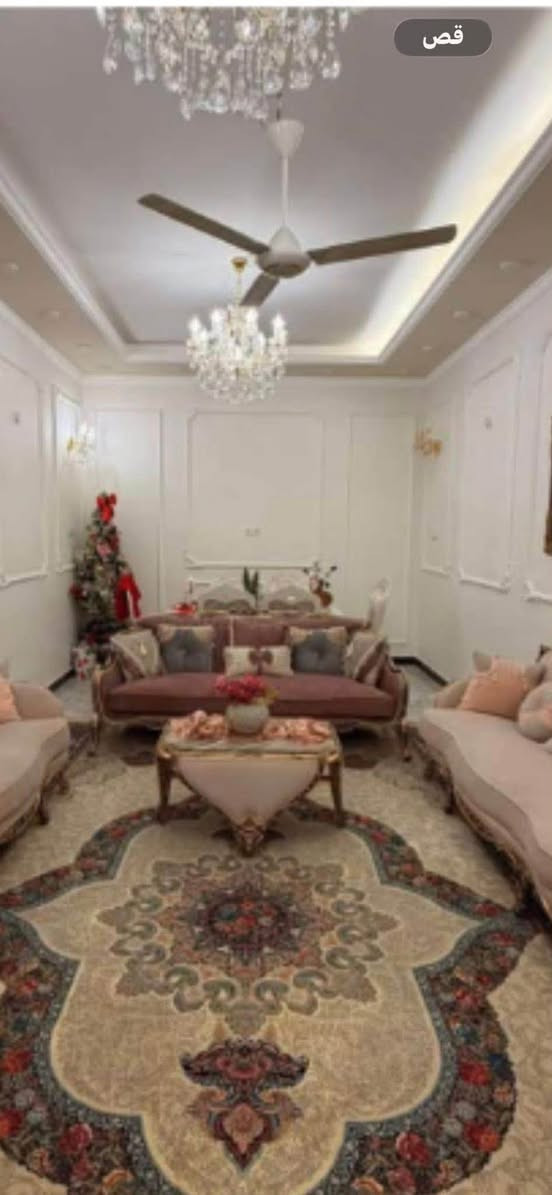 للبيع دار حي الزهراء بناء جديد مساحة ١٩٢ متر على ساحة وشارع ١٥ البناء جديد طابق واحد مطلوب لصندوق الاسكان مبلغ ٥٧ مليون بامكان المشتري الجديد يحول الدين على ذمته السعر ٥٢٥ مليون مع المجال للاتصال *********** مجتبى معله او مراجعه مكتب ضي الحسن للعقار النجف الاشرف حي الزهراء شارع الكيات مقابل جامع الزهراء
