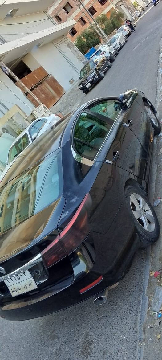 مواصفاتها موديل 14
محرك 20 نيسان
كير اوتو و عادي 
تبريد طعتين بس يحتاج تصليح 
شرط التحويل 
اطلب عليها 80 وبيها مجال ***********
