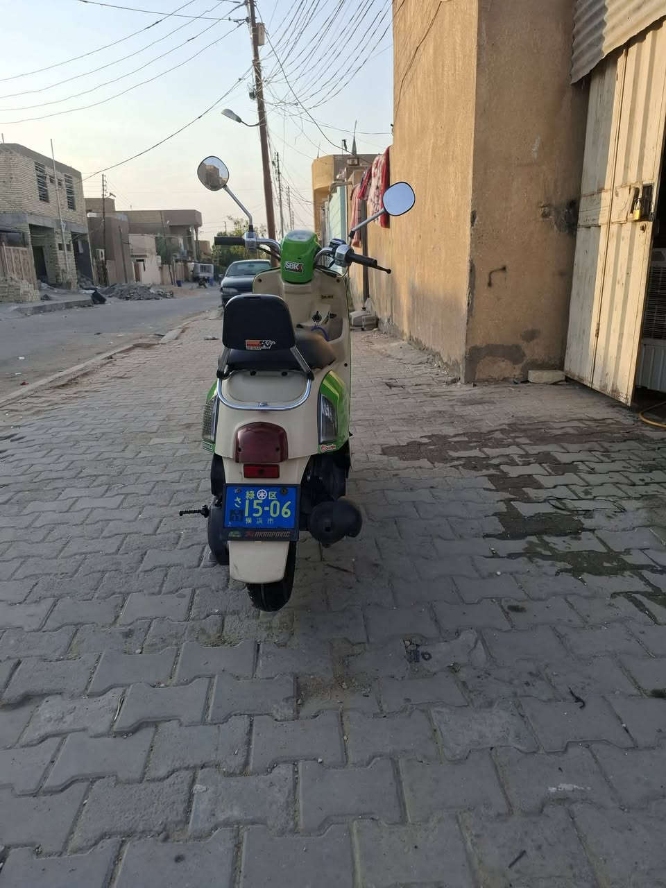 سلام عليكم بوليس للبيع نضيفه مكينه ما مفتوحه بس الصالصنه بيه صوت فلاتر وباتر ضعيف وباقي كله شغال السعر ٦٠٠ المكان كربلاء حي الحر الرقم ***********
