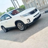 سورنتو ٢٠١٥ • ٦ سلندر • ٧ راكب