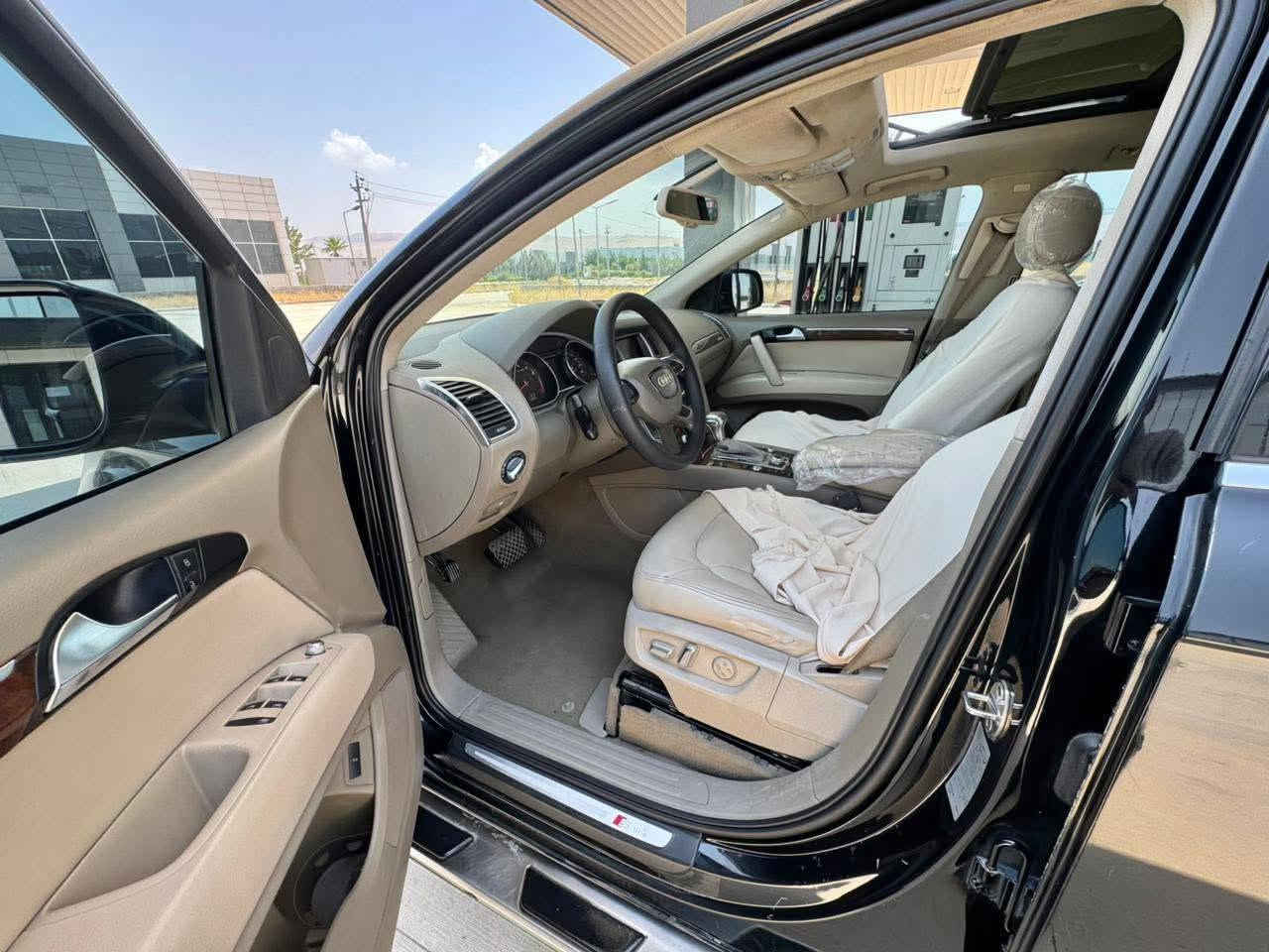 اودي Q7 S-Line فول
مكلف بالنشر
اوودي Q7 S-line Quattro 2012 فول مواصفات 1/1
مواصفات خليجي وكالة شركة سردار ضمان دولي
لون اسود
------------------------------------------
مكان: ديالى بعقوبة         سعر : 150

هاتف: *********** 
------------------------------------------
محرك ستة سلندر V6 3.0L سوبر چارچ محرك بنزين
گير و محرك بشرط خلل مابي
ماشية 100 ميل حقيقي
------------------------------------------
سيارة حيل حلوة جديدة ماشاءالله 
(( بيها نص بنيد مصبوغ )) بدون دواخل و بدون أيرباگ
سيارة كل على وضع بلادي
-----------------------------------------
مواصفات
{ بصمة - پانوراما - داخل اصفر - صندوق شفت - 3 پردة - ماوس - 7 راكب - كشنات جلد - كشنات كهربائية - سيدي بوكس - تبريد مركزي - كاميرا - حساس خلفي و امامي - لايت ليد - ڤوليوم - تحديد سرعة - وبعد )
-------------------------------------------
اربع تايرات و ويل بلادي جديد
سنوي و رقم و هزة كل جديد
تحويل غرامة بشرط سنوي بأسمي
سيارة شرط بدون اي نواقص گير و محريك و حدادي و كهربائيات كلها بشرط
--------------------------------------------
------------------------------------------
الرقم ***********
الموقع ديالى بعقوبة
