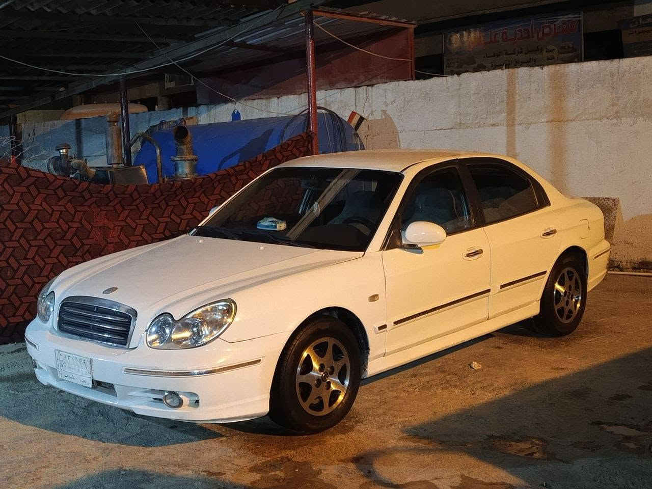 السلام عليكم سوناتا وفود موديل 2001 رقم بغداد سياره جاهزه مكينه 2000جديده مصبوغه عام جماليه  مكان سياره بابل مركز السعر 55 للاستفسار ***********
